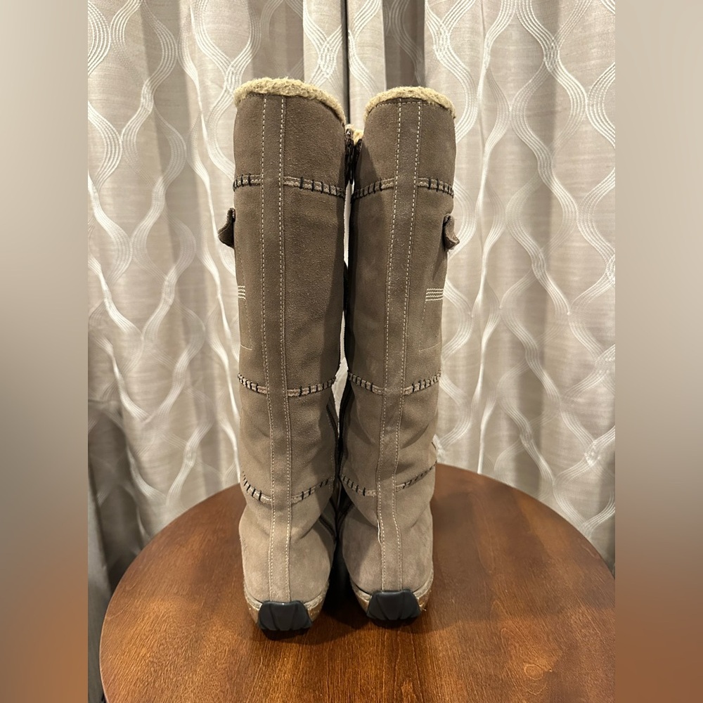 Timberland  Women’s Tall Boot Granby Leather Sherpa Waterproof Boots, Size 10 - Picture 6 of 12